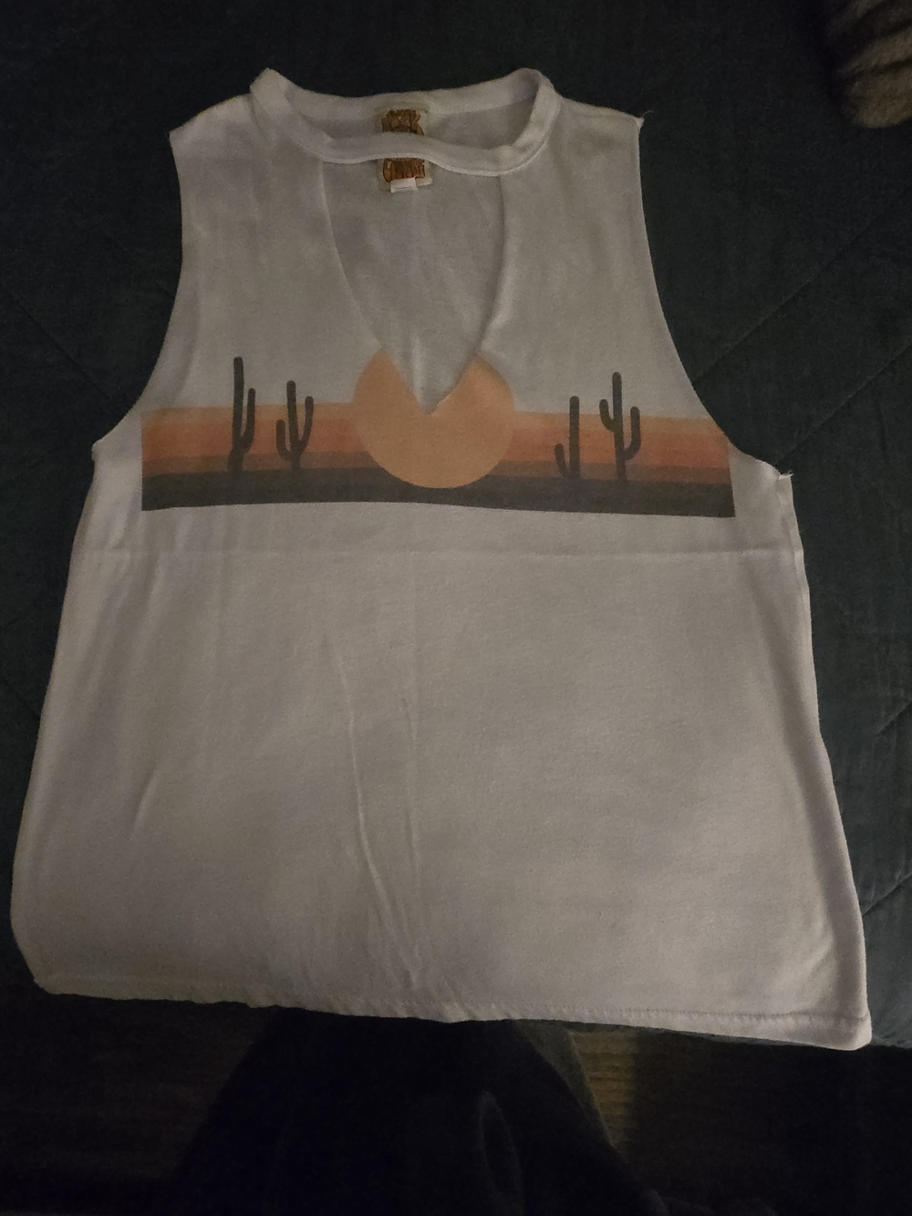 Sleeveless Desert Sunrise Graphic Tank Top - White / Orange